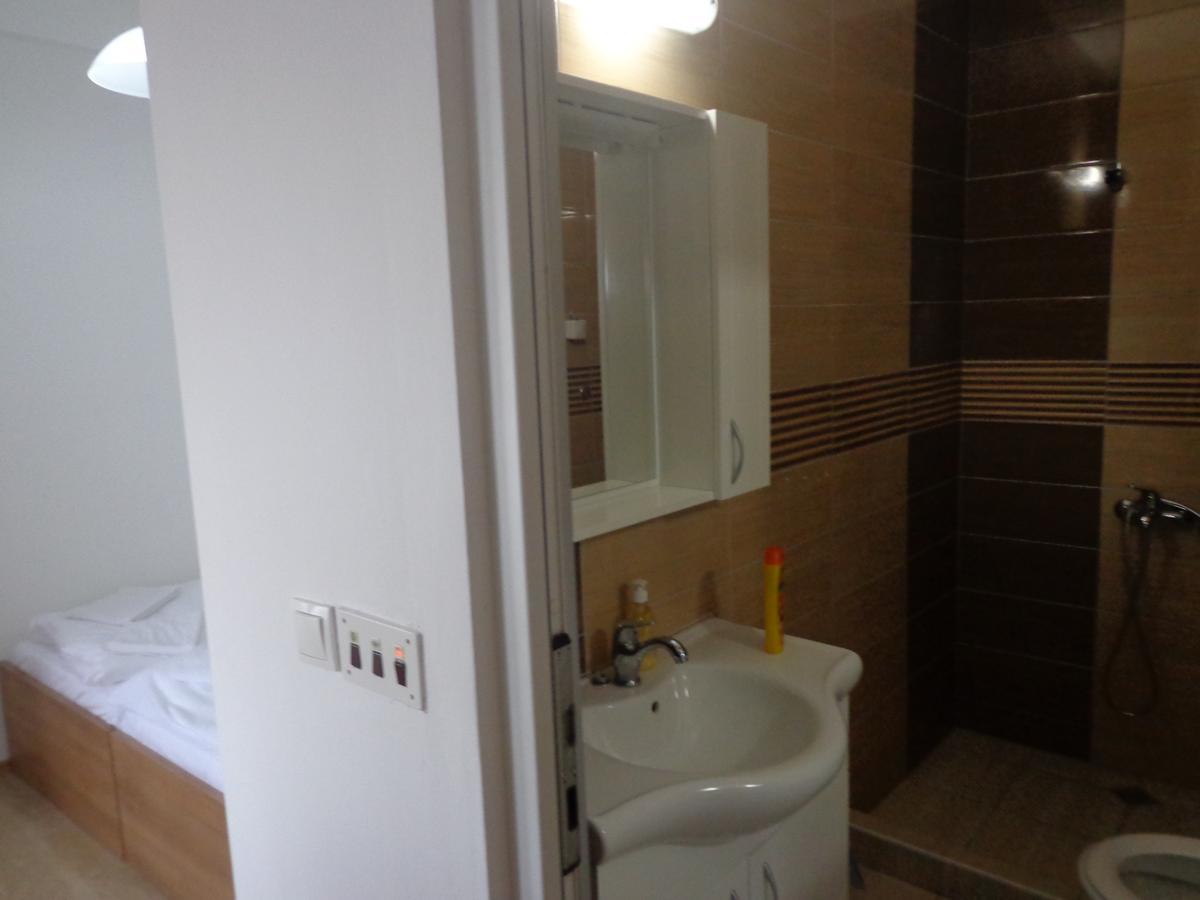 Hotel Rio Prishtinë Luaran gambar